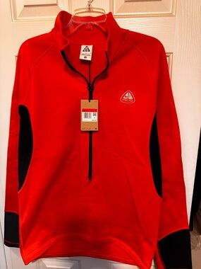 Nike ACG pullover